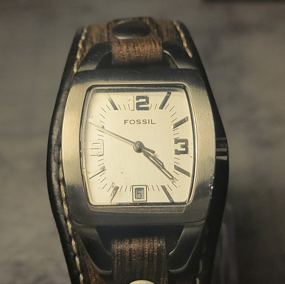 Fossil - Picture 3 of 16